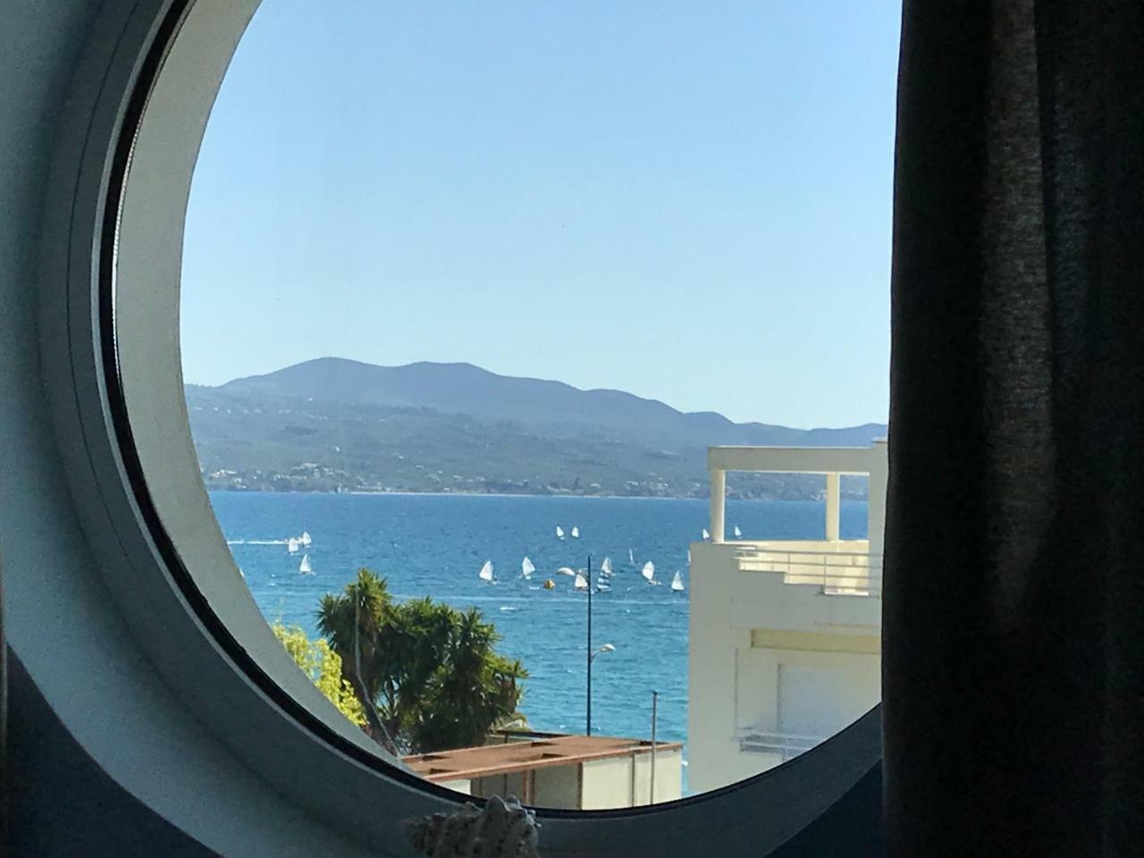 Tg Kalamata Beach Studio With Sea View Terrace Apartman Kültér fotó